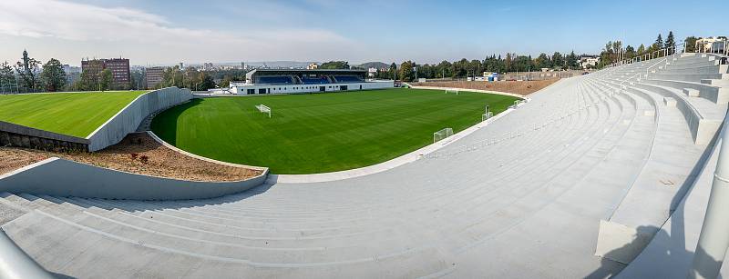 Stadion Bazaly těsně před dokončením, 7. října 2019 v Ostravě.