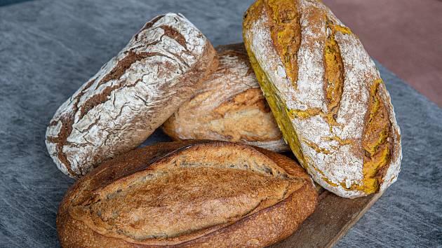Kde se peče nejlepší chleba v Ostravě? Deník vybral TOP 5 pekáren,  podívejte se - Moravskoslezský deník