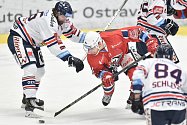 Utkání 40. kola hokejové extraligy: HC Vítkovice Ridera - HC Dynamo Pardubice, 9. ledna 2019 v Ostravě. Na snímku (zleva) Mrázek Jaroslav a Sýkora Petr.