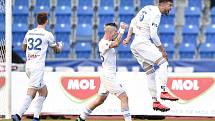 Semifinále fotbalového poháru MOL Cupu: FC Baník Ostrava - Bohemians Praha 1905, 24. dubna 2019 v Ostravě. Na snímku radost Baníku (Artem Meshchaninov, Jiří Fleišman,  Patrizio Stronati).