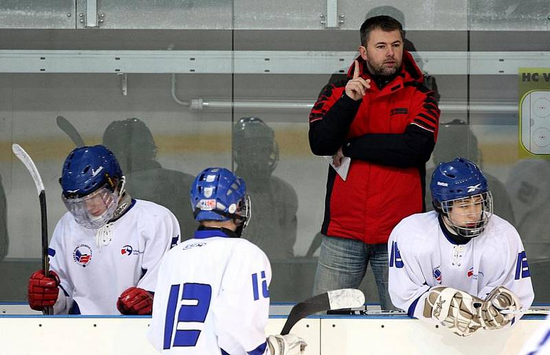 Olympiáda dětí a mládeže, která včera vyvrcholila v Ostravě finálovým zápasem v ledním hokeji a slavnostním zakončením, je minulostí.