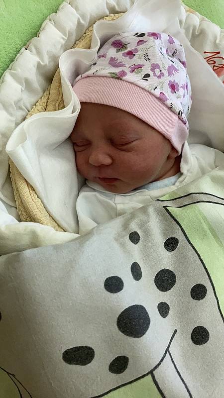 Natálie Kamírová 47 cm/ 2 700 g 6. 3. 2021 Opava/Opava