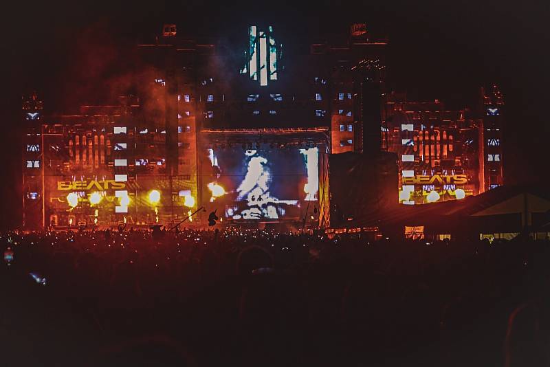 Beats for Love 2022, závěrečná noc, Armin van Buuren, atmosféra, Ostrava, 5. července 2022.