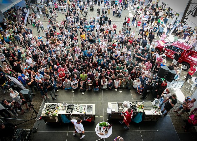 Radek Kašpárek 'vystoupil' také na Garden Food Festival v Dolní oblasti Vítkovice v květnu 2018 v dresu Baníku.