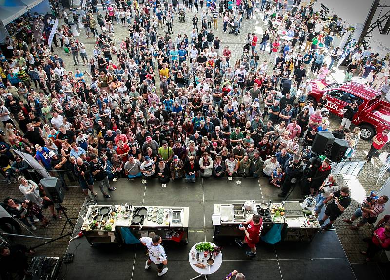 Radek Kašpárek "vystoupil" také na Garden Food Festival v Dolní oblasti Vítkovice v květnu 2018 v dresu Baníku.