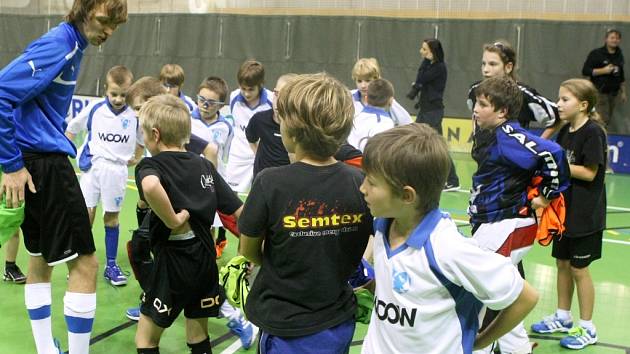 Se čtveřicí reprezentantů se v hale na Dubině stylově tréninkem rozloučili elévové 1. SC WOOW Vítkovice.