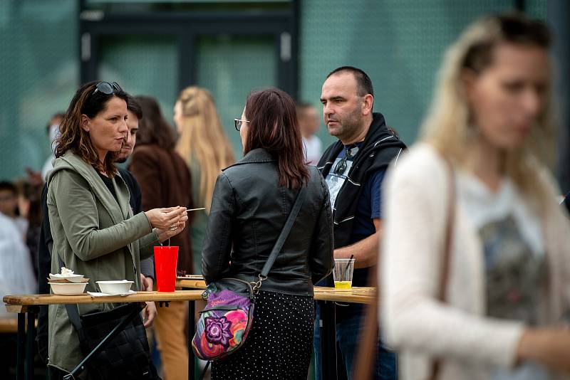 Burger Festival u nákupního centra Forum Nová Karolina, 11. května 2019 v Ostravě.