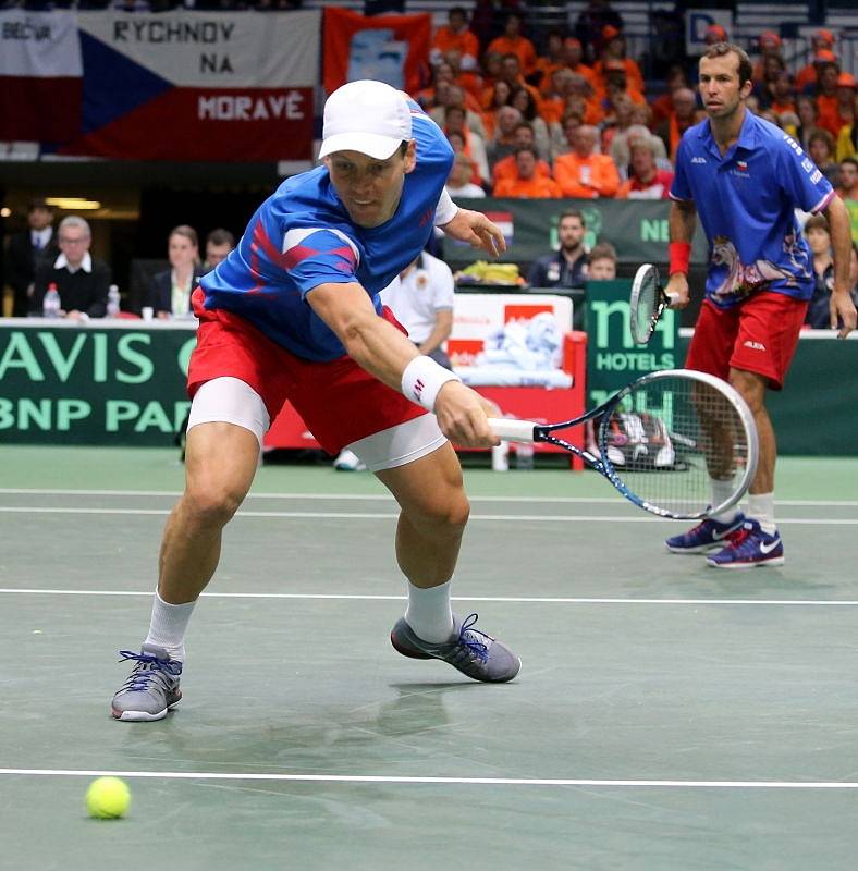 Berdych, Štěpánek – Haase, Rojer 7:5, 1:6, 7:6 a 7:6.