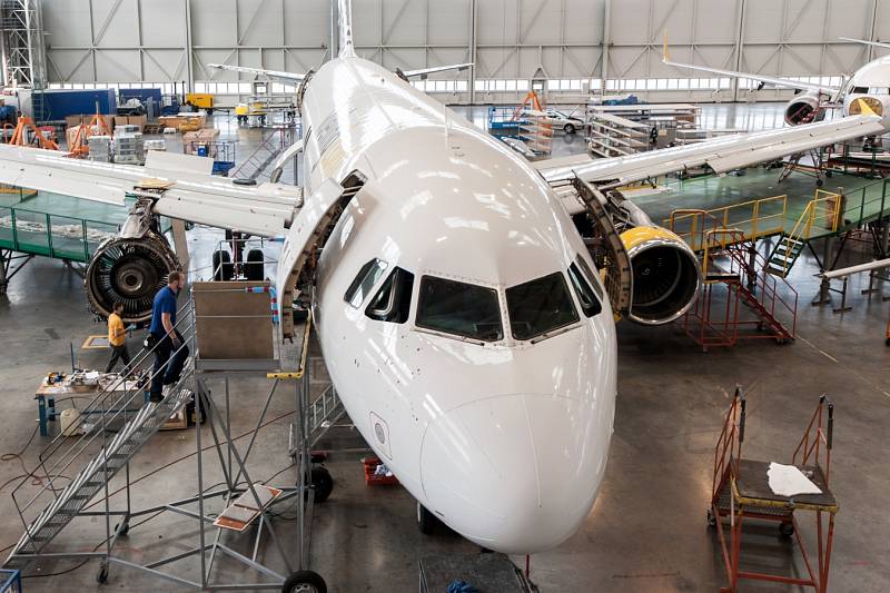 V letecké opravně v Mošnově opravují také letouny typu Airbus A 321 či Boeing 737. S výstavbou nového hangáru by Job Air Technic rád získal oprávnění i k údržbě Airbusu A 330.