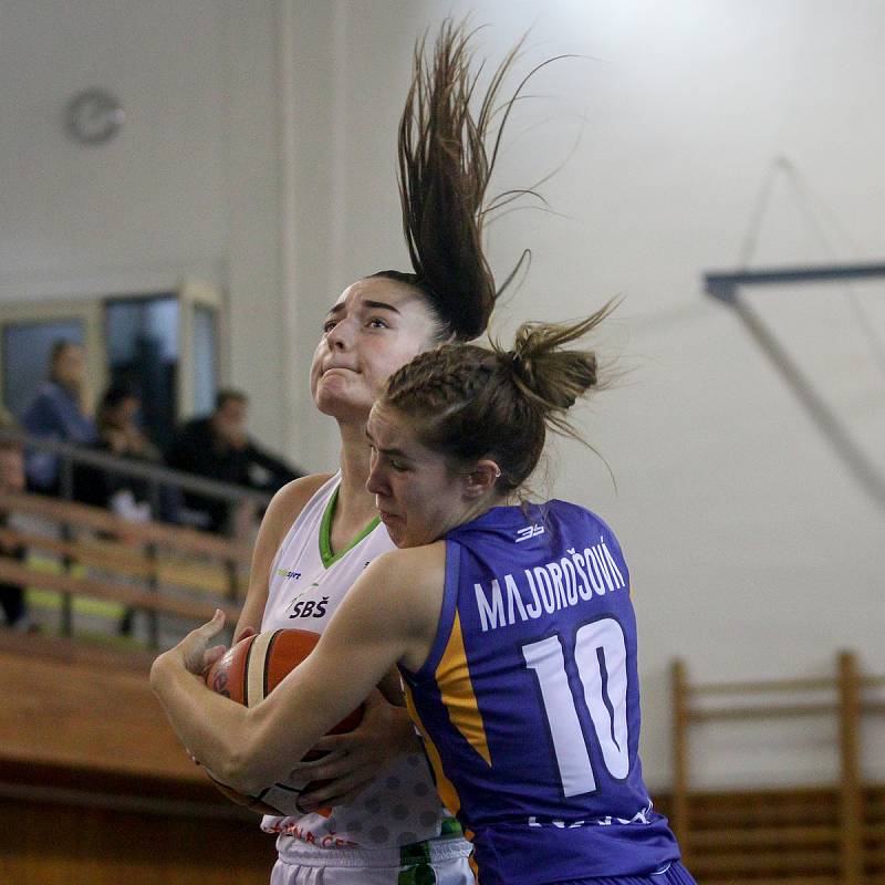 Basketbalový turnaj žen Memoriál Jiřího Jurdy: SBŠ Ostrava - Young Angels Košice, 8. září 2019 v Ostravě.