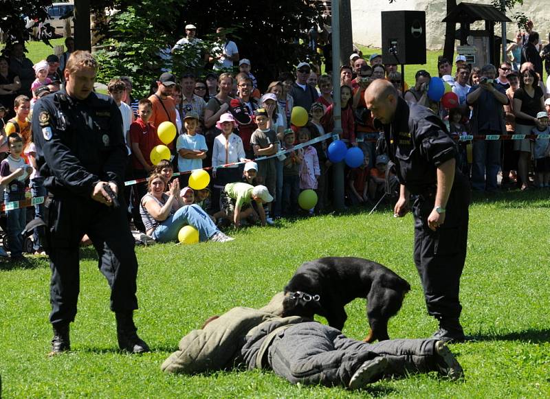 Den policie  na Slezskoostravském hradě