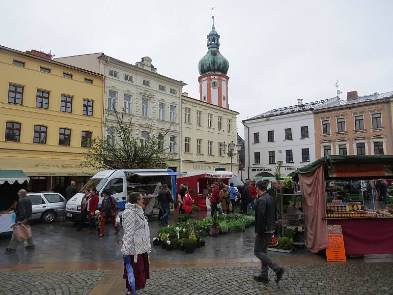 Farmářské trhy v Místku.