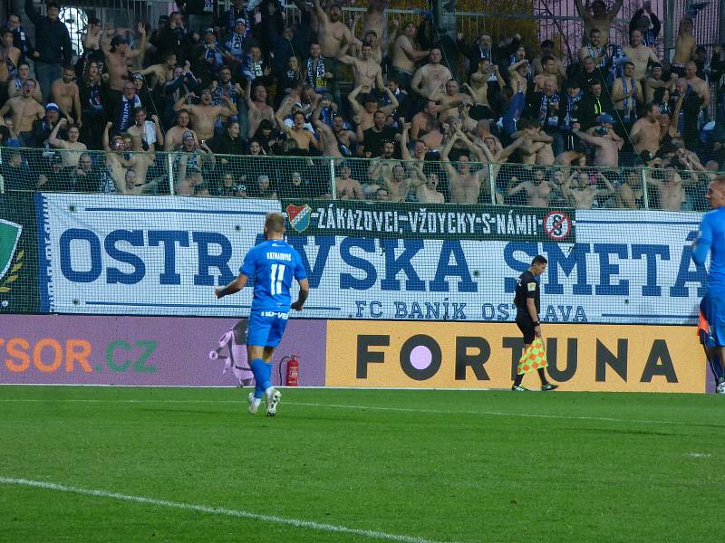 Fotbalisté Baníku Ostrava v Mladé Boleslavi proti Hradci Králové.