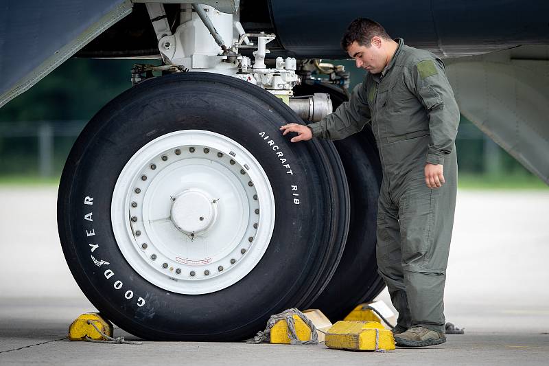 Přílet amerického bombardéru B-52 Stratofortress, 17. září 2019 v Mošnově.