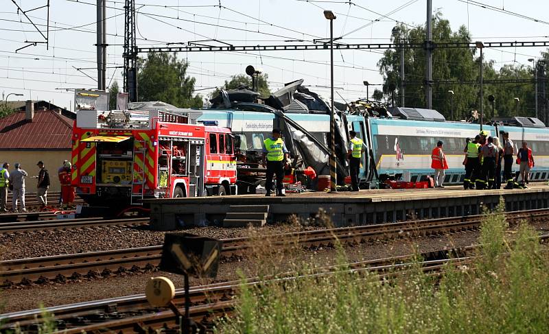 Tragická železniční nehoda pendolina ve Studénce 22. července 2015.