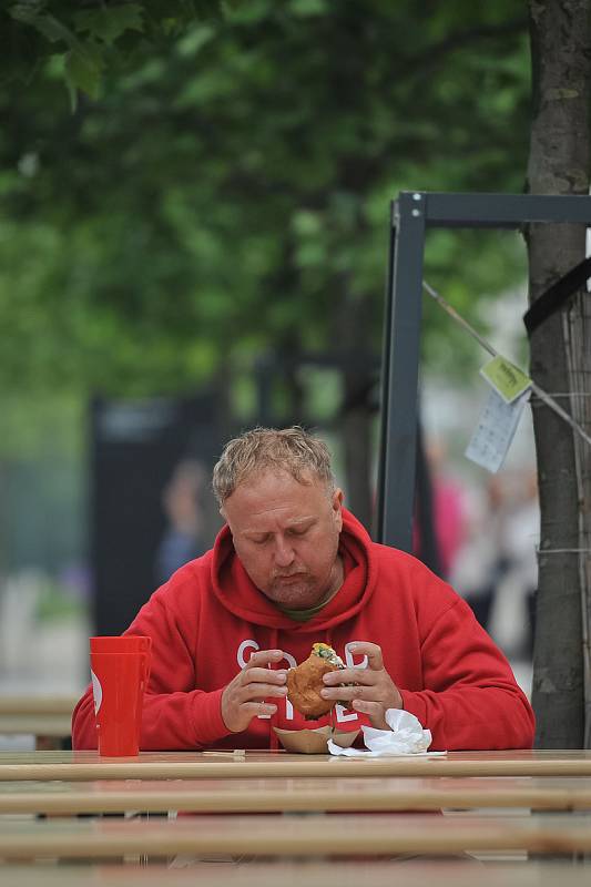 Festival. Lidé, kteří zavítají na Burger festival, měli z čeho vybírat.