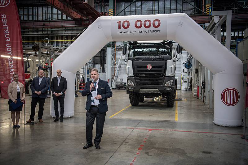 Představení v pořadí desetitisícího vozu Tatra vyrobeného ve společnosti TATRA TRUCKS a.s., 27. dubna 2022 v Kopřivnici. Generální ředitel Tatra Trucks Pavel Lazar.