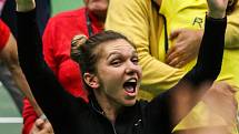Utkání kvalifikace Fedcupového poháru Česká republika - Rumunsko, dvouhra, 10. února 2019 v Ostravě. Na smínku Simona Halepová.