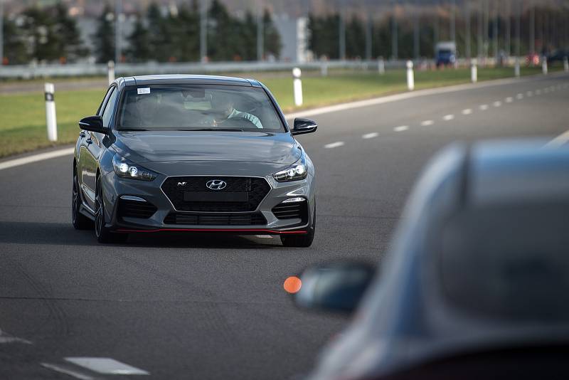 Oslavy 10. výročí zahájení sériové výroby automobilky Hyundai, 2. listopadu 2018 v Nošovicích. Na snímku Hyundai i30 Fastback N.