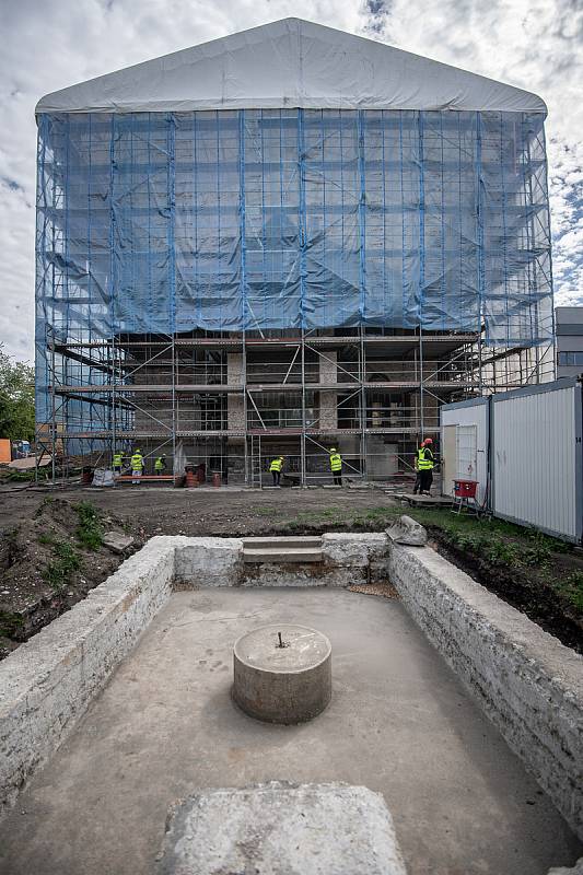 Prohlídka rekonstruované Grossmannovy vily, 27. května 2022 v Ostravě.