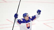 Mistrovství světa hokejistů do 20 let, skupina A: Slovensko - Kazachstán, 27. prosince 2019 v Třinci. Na snímku radost hráče Robert Dzugan.