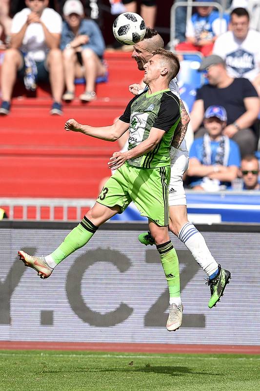 Nadstavba první fotbalové ligy, kvalifikační utkání o Evropskou ligu: FC Baník Ostrava - FK Mladá Boleslav, 1. června 2019 v Ostravě. Na snímku (zleva) Tomáš Wiesner a Jiří Fleišman.