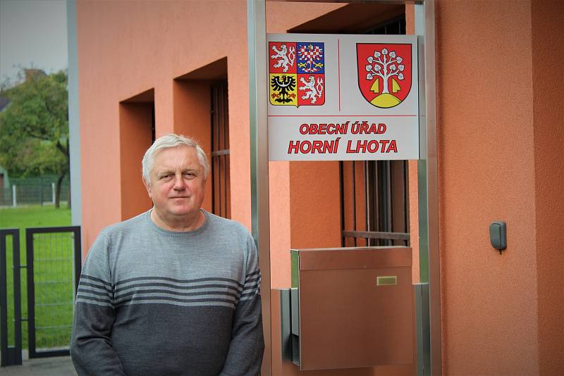 Starosta Horní Lhoty Jaroslav Berger.