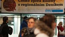 Česko zpívá koledy s regionálním Deníkem – v Ostravě-trojhalí.