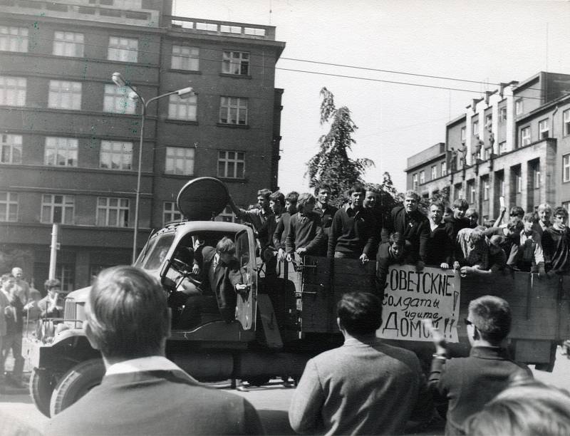 Srpen 1968 na severní Moravě a ve Slezsku: demonstrace, zaťaté pěsti a nadávky