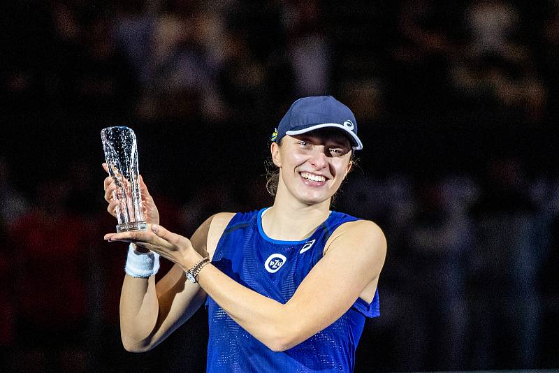Tenisový turnaj žen WTA Agel Open 2022, 9. října 2022, Ostrava. Iga Swiatek z Polska - Barbora Krejčíková (ČR). Iga Swiatek z Polska .