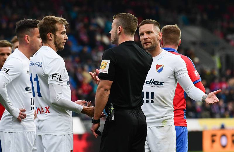 FC Viktoria Plzeň - FC Baník Ostrava.