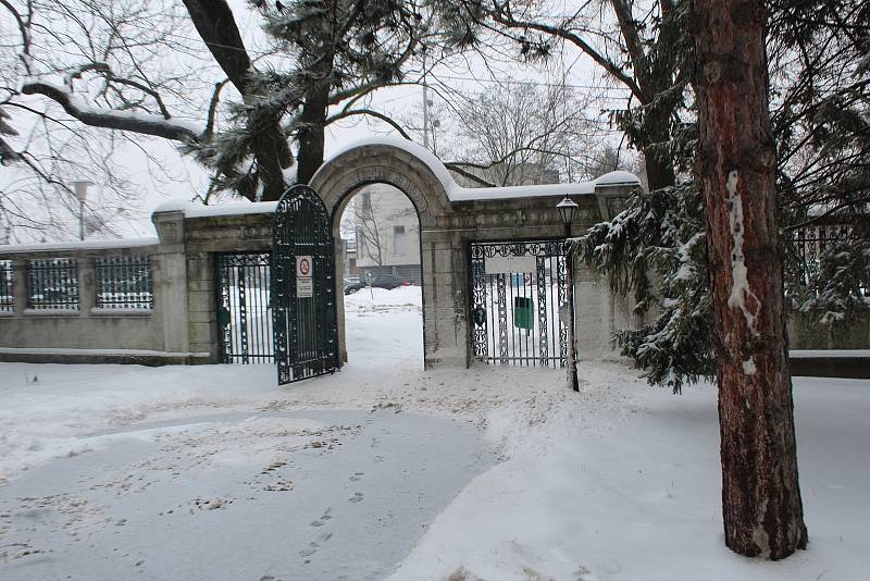 Vítkovický hřbitov je druhý největší v Ostravě