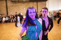 Taneční soutěže Like Cup 2022 v Dolní oblasti Vítkovic se v sobotu 12. března zúčastnilo 70 párů. Skládaly se z amatéra a profesionálního tanečníka, a všichni si to na parketu v ostravském BrickHousu parádně užili. 