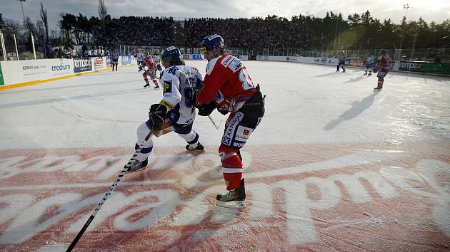 Na stadionu, kde hraje své domácí zápasy fotbalový Baník, chce Ostrava v lednu uspořádat Winter Classic. Hokejisté Vítkovic na něm vyzvou v regionálním derby Třinec, ale také mistrovskou Kometu Brno. V Česku se zatím hrály hokejové zápasy pod širým nebem 