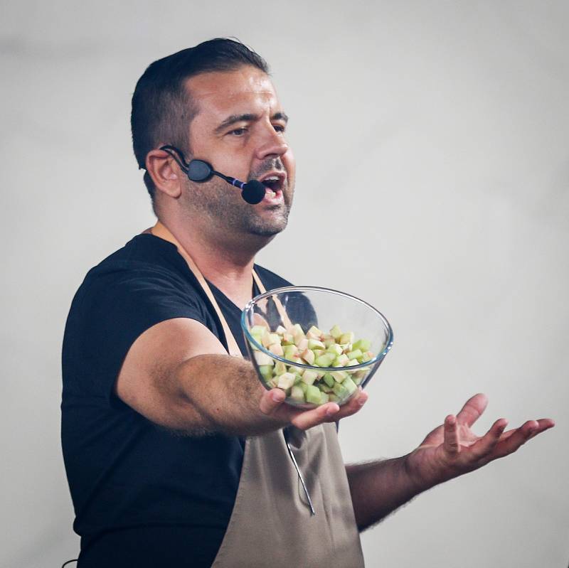 Garden Food Festival na Slezskoostravském hradě, 27. dubna 2019 v Ostravě. Na snímku Radek Kašpárek.