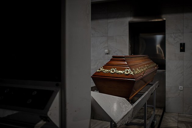 Krematorium Ostrava nestíhá zpopelňovat zemřelé