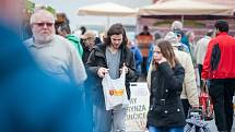 Farmářské trhy u nákupního centra Futurum v Ostravě  v sobotu 8. dubna.