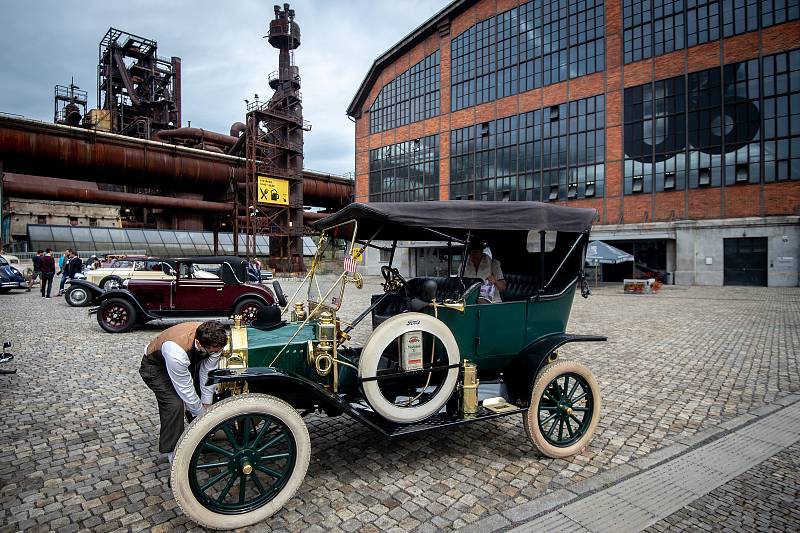 Setkání historických veteránů - Trofeo Niké Jeseníky 2019, 6. zaří 2019 v Ostravě.