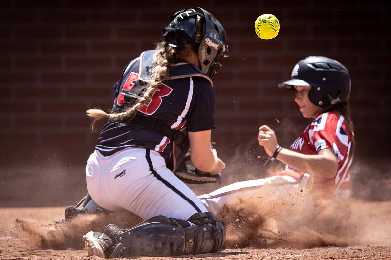 Celkový vítěz v kategorii série (Mistrovství Evropy žen v softballu) v rámci soutěže sportovní fotografie roku 2019.