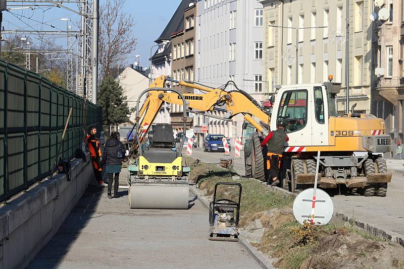 První etapa přestavby a modernizace Nádražní ulice v Českém Těšíně  se blíží ke konci, listopad 2021.