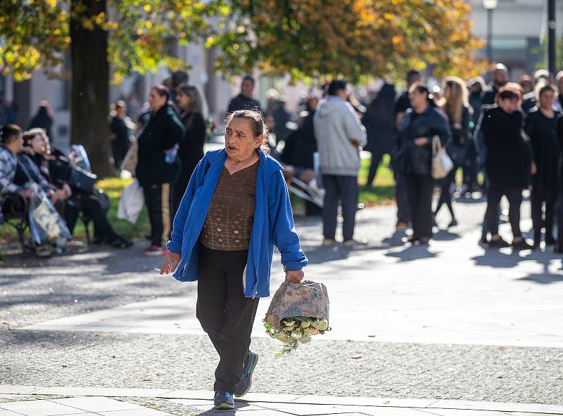 Ostrava pohřbila romskou legendu. Pohřeb Josefa Facuny 21. října v kostele Neposkvrněného početí Panny Marie v Přívoze.