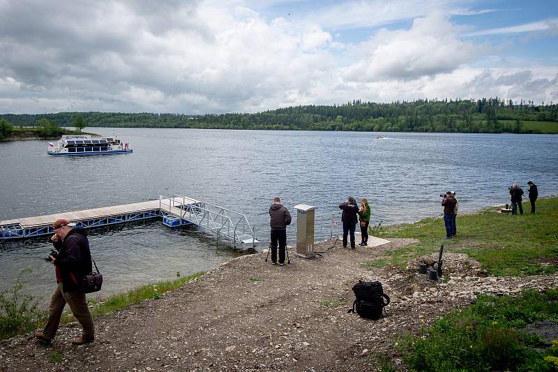 Novou turistickou atrakci bude mít od června 2019 vodní nádrž Slezská Harta na Bruntálsku. Turisty po ní bude vozit elektroloď, 20. května 2019 v Leskovci nad Moravicí.