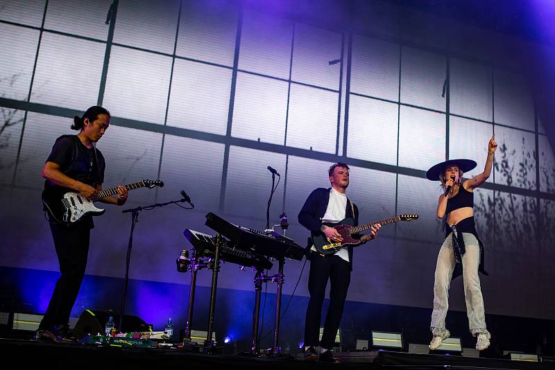 Hudební festival Colours of Ostrava 2019 v Dolní oblasti Vítkovice, 17. července 2019 v Ostravě. Na snímku Dánská zpěvačka MØ, celým jménem Karen Marie Aagaard Ørsted.