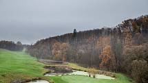 Stavba čtvrtstoletí, 12. listopadu 2019 v Ropici. Golfový areál Ropice.