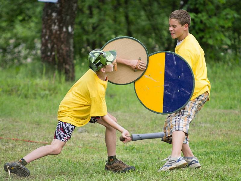 V areálu Lesní školy v Bělském lese v Ostravě-Zábřehu ve čtvrtek začal 14. ročník Bambiriády. Potrvá do soboty 26. května. Kromě Ostravy proběhne Bambiriáda také v Třinci a Bohumíně.