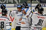 44. kolo hokejové extraligy: HC Vítkovice Steel – HC Oceláři Třinec 2:1 v prodl.