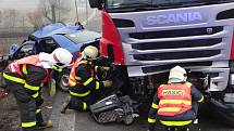 Vážná dopravní nehoda v pátek 8. března zablokovala komunikaci I/11 mezi Ostravou-Porubou a obcí Velká Polom. 