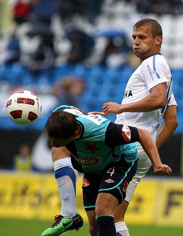 Baník Ostrava remizoval ve šlágru 2. kola fotbalové ligy na Bazalech se Slavií 1:1.