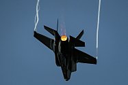 Dvoudenní Dny NATO v Ostravě & Dny Vzdušných sil Armády ČR, největší bezpečnostní show v Evropě, 16. září 2023, Mošnov. U.S. Air Force F-35A Lightning II Demonstration Team.