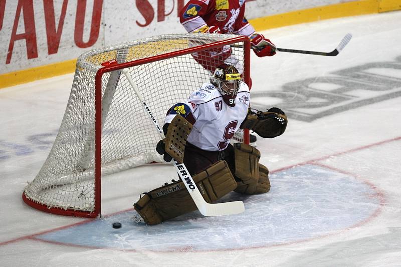 Čtvrtfinále play off hokejové extraligy Třinec - Sparta